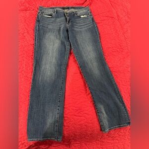 Lucky brand mid rise sweet straight jeans